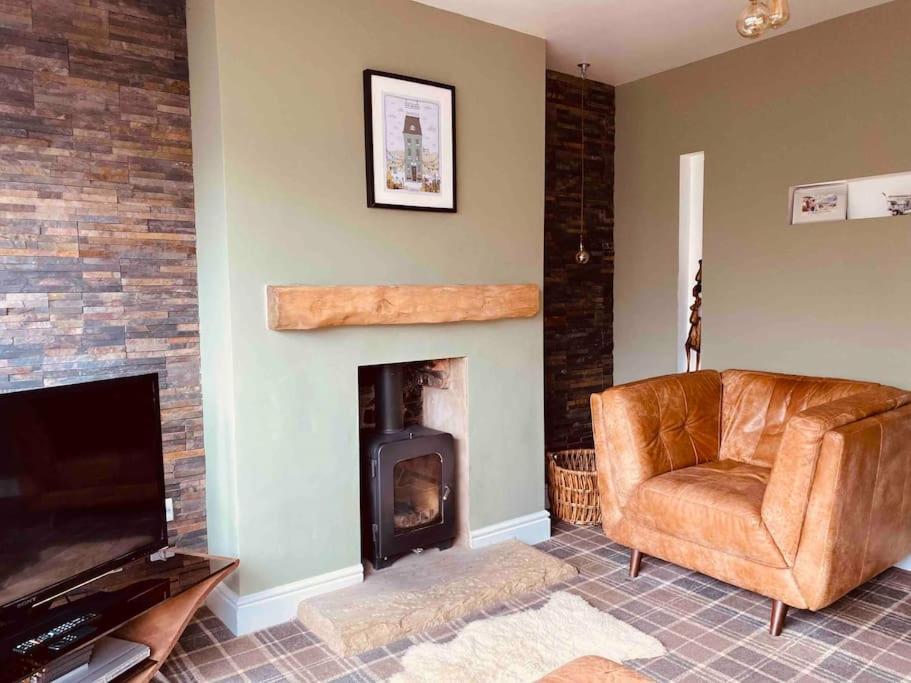Lovely Semi-Beach 2X Pubs -5 Min Walk-Pets Welcome-Parking-Garden Scalby  Exteriér fotografie